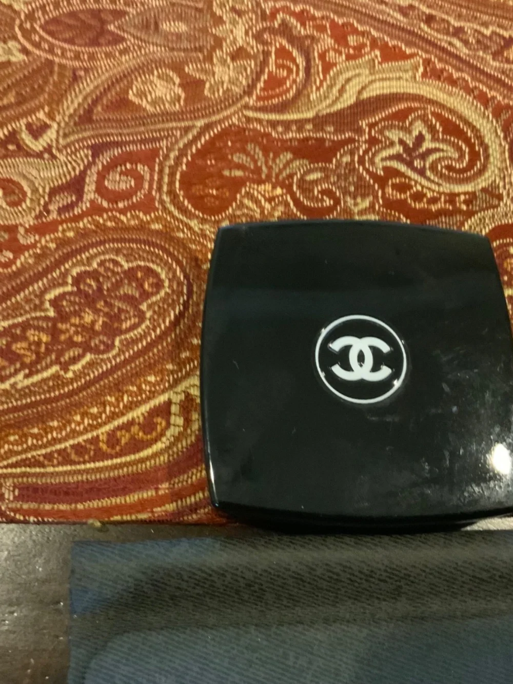 Chanel Les 4 ombres eyeshadow quad in utopia , Hard to find, used few times